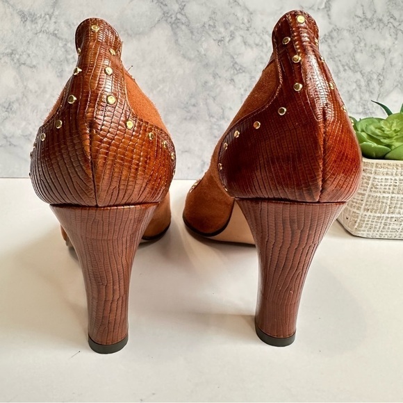 Adrienne Vittadini brown Italian leather suede gold studded heels - Picture 4 of 8